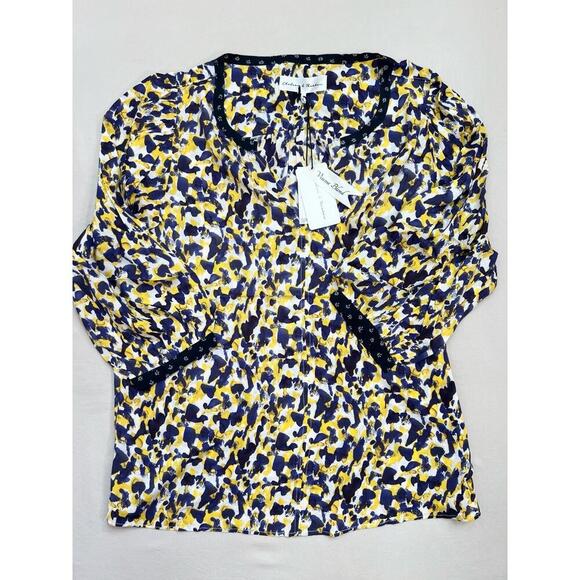 Chelsea & Theodore Blouse Size XS Yellow Navy V-Neck Abstract Print 3/4 Sleeve - Picture 2 of 8